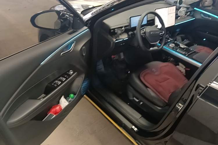 Used Wuling Xingguang 2023 150 Advanced Edition Driver Seat