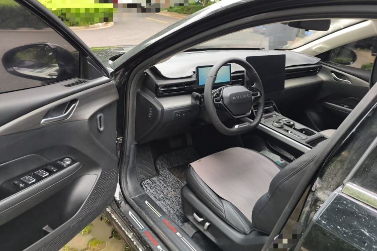 Used Wuling Xingguang 2023 150 Advanced Edition Driver Seat