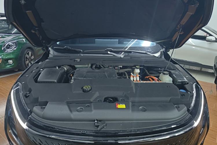 Used Wuling Xingguang 2023 150 Advanced Edition Engine Bay