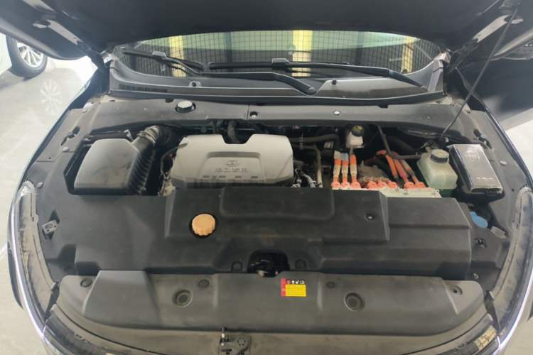 Used Wuling Xingguang 2023 150 Advanced Edition Engine Bay