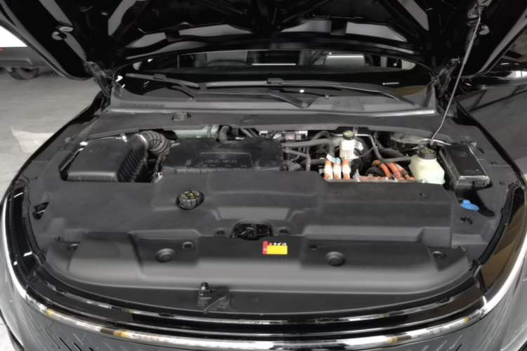 Used Wuling Xingguang 2023 70 Standard Edition Engine Bay