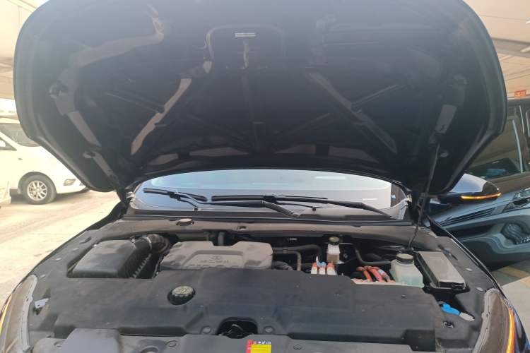 Used Wuling Xingguang 2023 70 Standard Edition Engine Bay