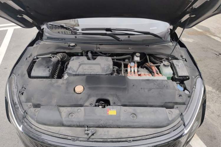 Used Wuling Xingguang 2023 150 Advanced Edition Engine Bay