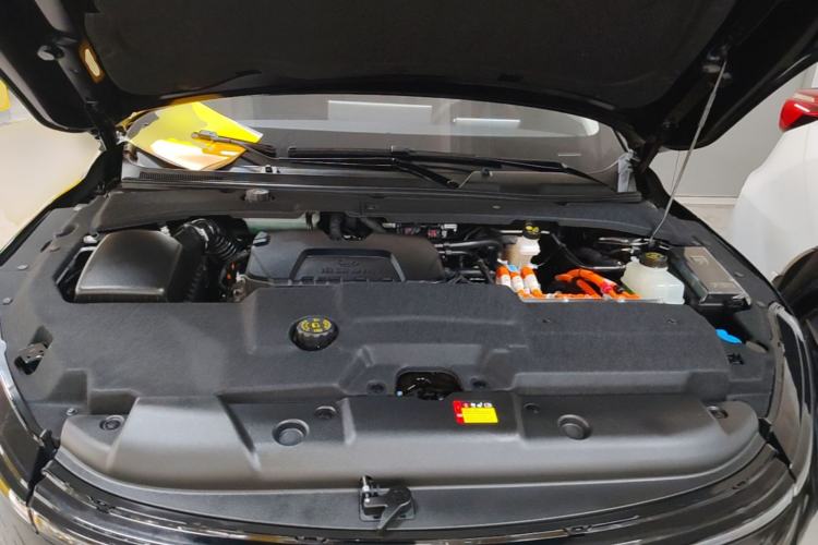 Used Wuling Xingguang 2023 150 Advanced Edition Engine Bay