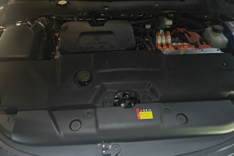 Used Wuling Xingguang 2023 150 Advanced Edition Engine Bay