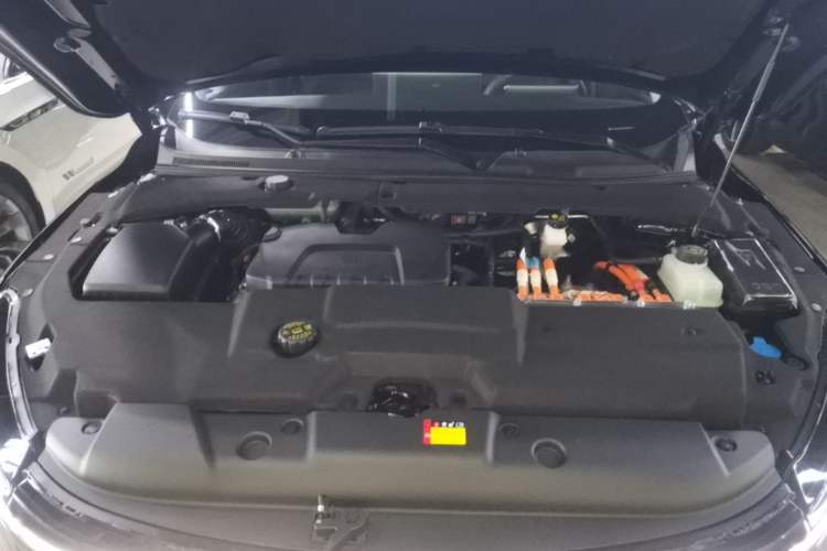 Used Wuling Xingguang 2023 150 Advanced Edition Engine Bay