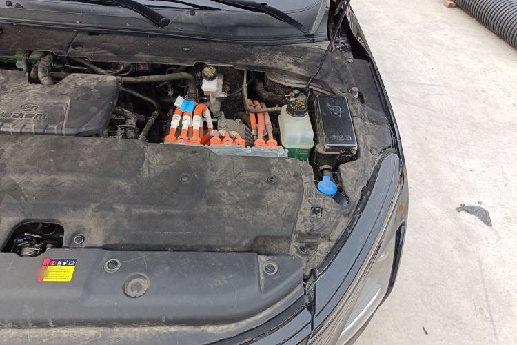 Used Wuling Xingguang 2023 70 Standard Edition Engine Bay Left
