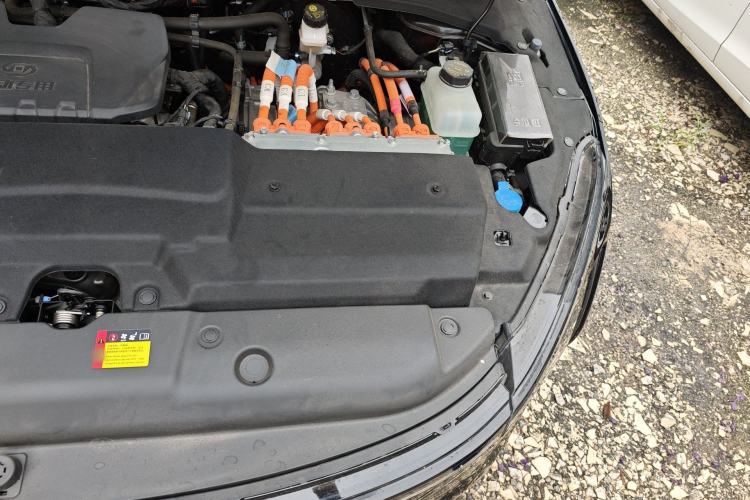 Used Wuling Xingguang 2023 150 Advanced Edition Engine Bay Left