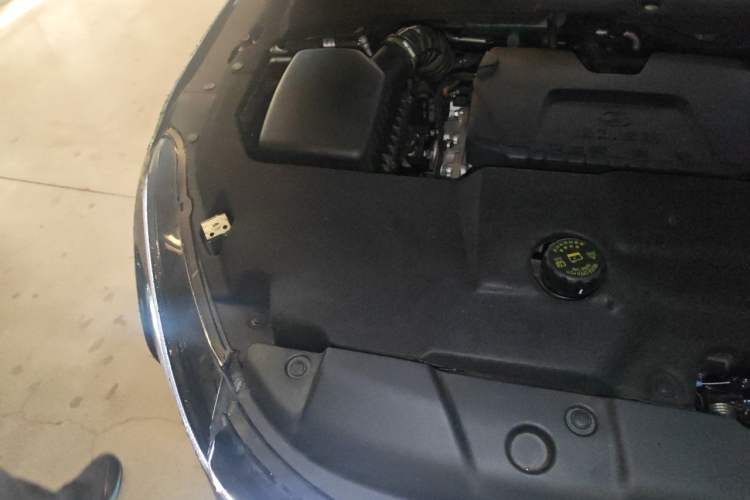 Used Wuling Xingguang 2023 150 Advanced Edition Engine Bay Right
