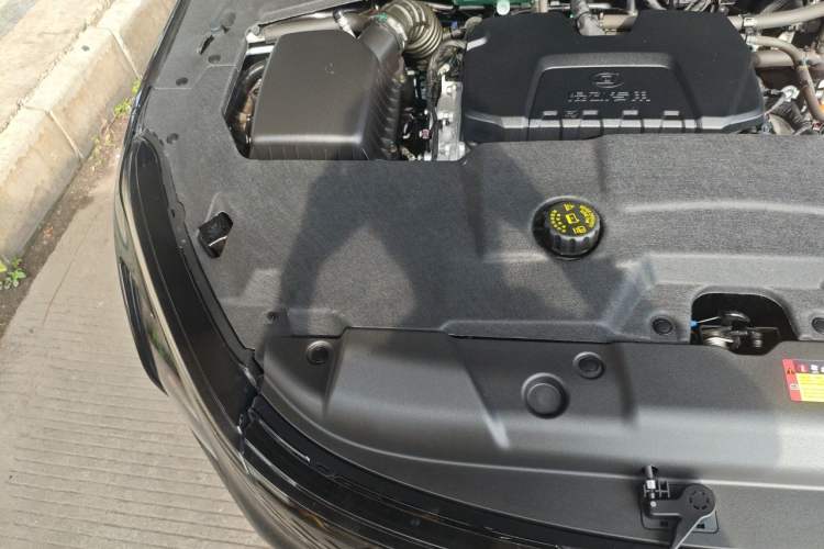 Used Wuling Xingguang 2023 150 Advanced Edition Engine Bay Right