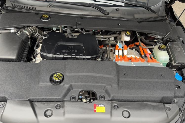 Used Wuling Xingguang 2023 150 Advanced Edition Engine Bay
