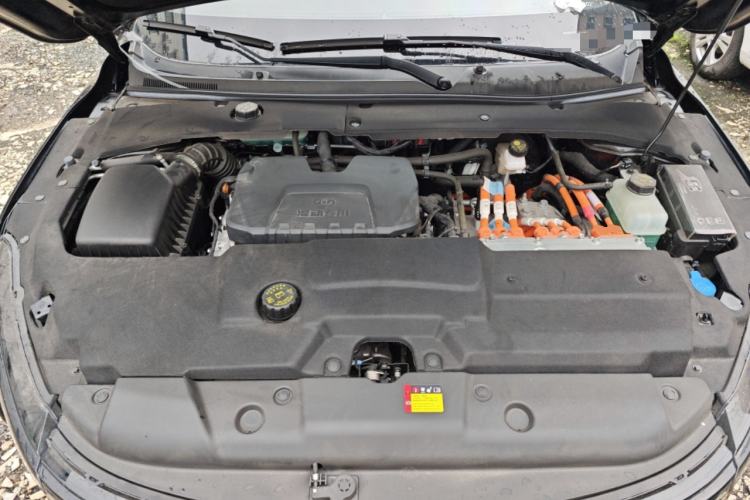 Used Wuling Xingguang 2023 150 Advanced Edition Engine Bay