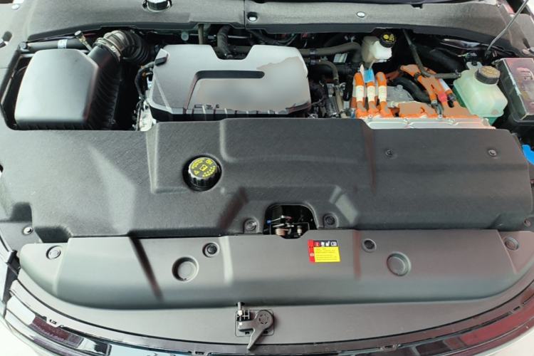 Used Wuling Xingguang 2023 150 Advanced Edition Engine Bay
