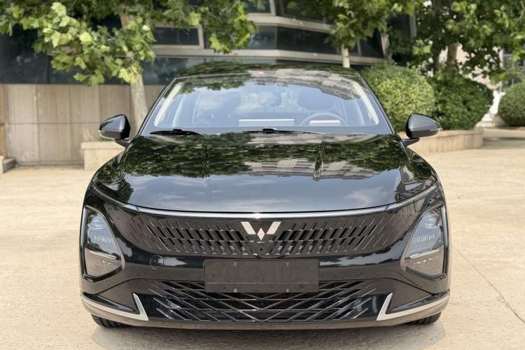 Used Wuling Xingguang 2023 70 Standard Edition Exterior 1