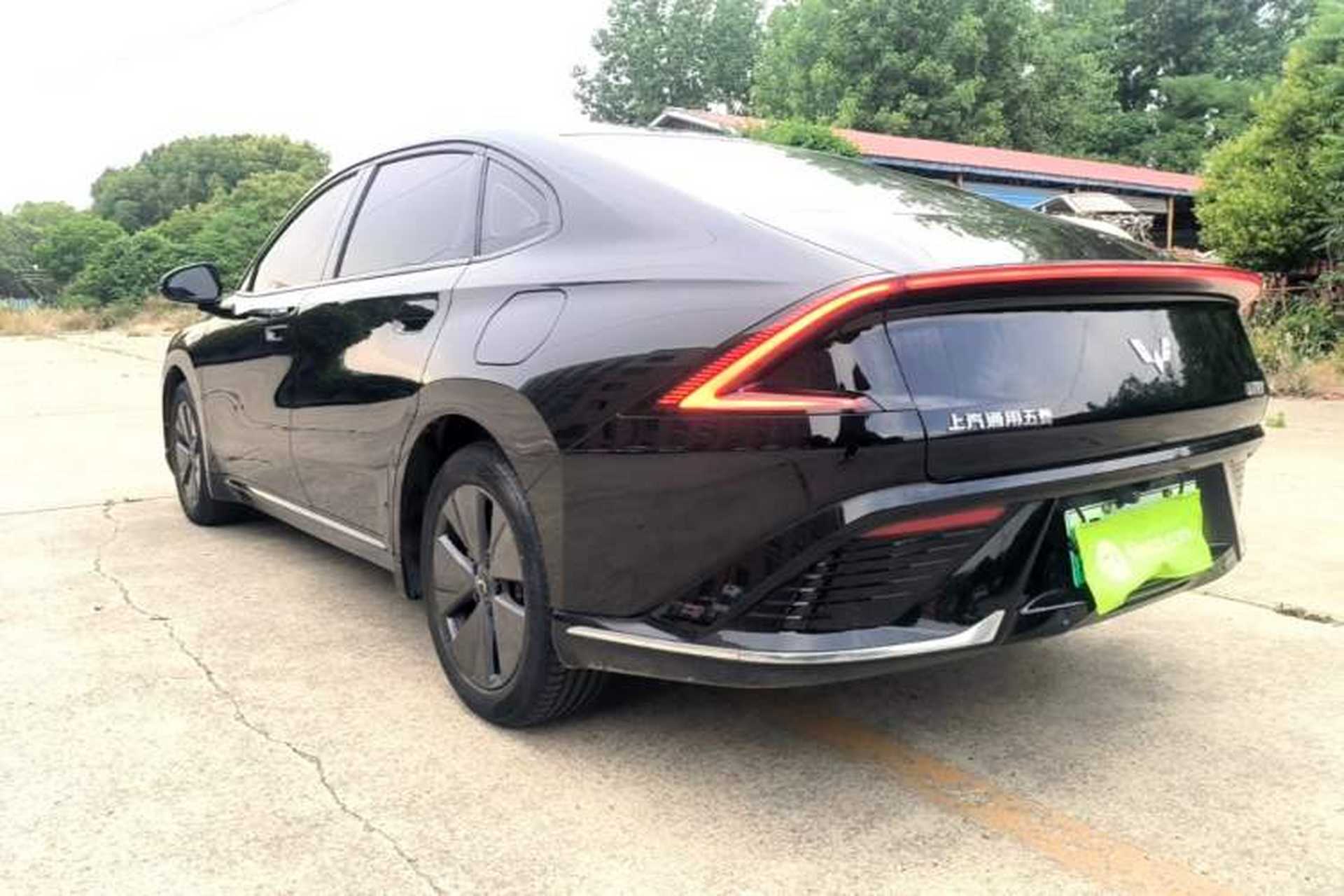 Used Wuling Xingguang 2023 70 Standard Edition Exterior 2