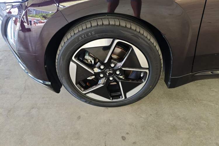 Used Wuling Xingguang 2023 150 Advanced Edition Exterior 4