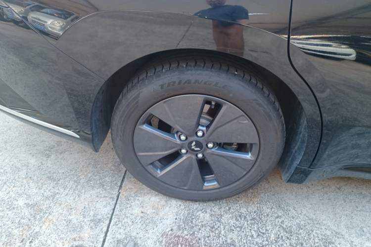 Used Wuling Xingguang 2023 70 Standard Edition Exterior 4