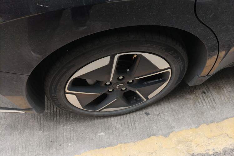 Used Wuling Xingguang 2023 150 Advanced Edition Exterior 5