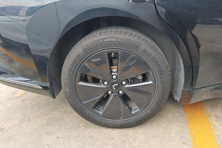 Used Wuling Xingguang 2023 70 Standard Edition Exterior 5