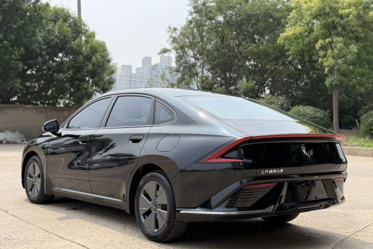 Used Wuling Xingguang 2023 70 Standard Edition Exterior 5