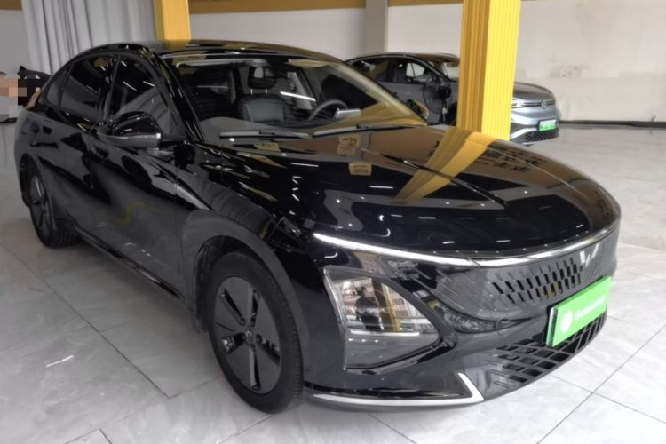 Used Wuling Xingguang 2023 70 Standard Edition Front Right 45 Deg