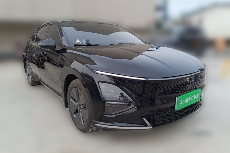 Used Wuling Xingguang 2023 70 Standard Edition Front Right 45 Deg