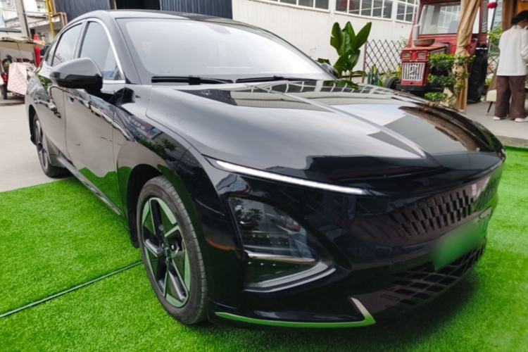Used Wuling Xingguang 2023 150 Advanced Edition Front Right 45 Deg