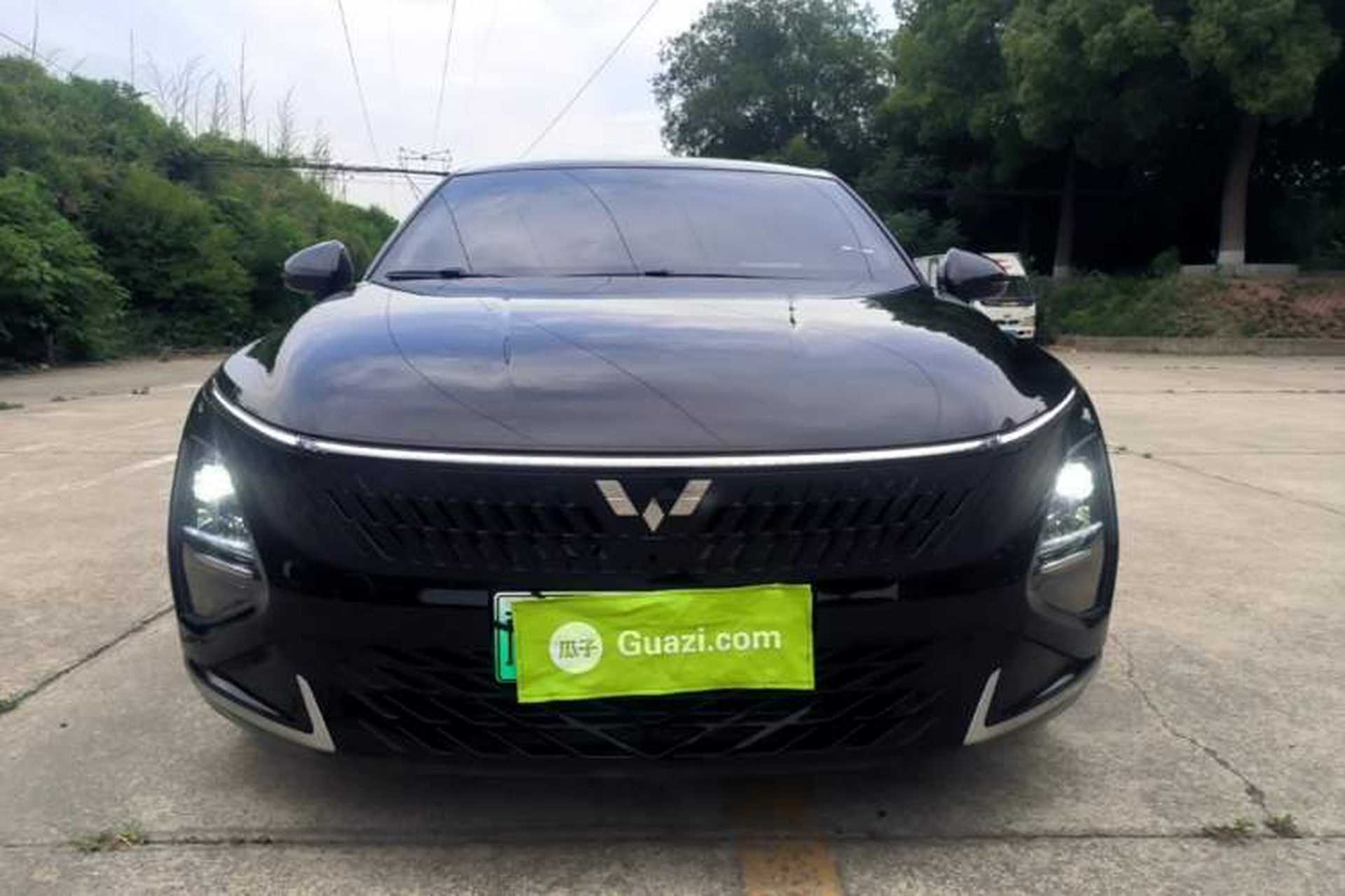 Used Wuling Xingguang 2023 70 Standard Edition Front