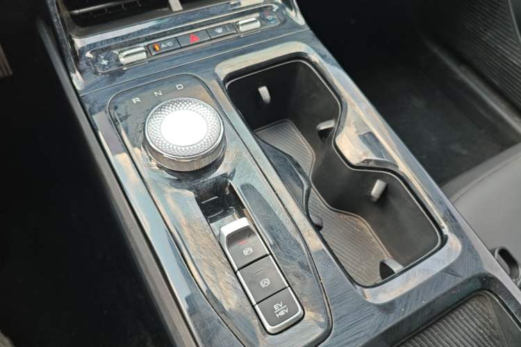Used Wuling Xingguang 2023 70 Standard Edition Gear Lever