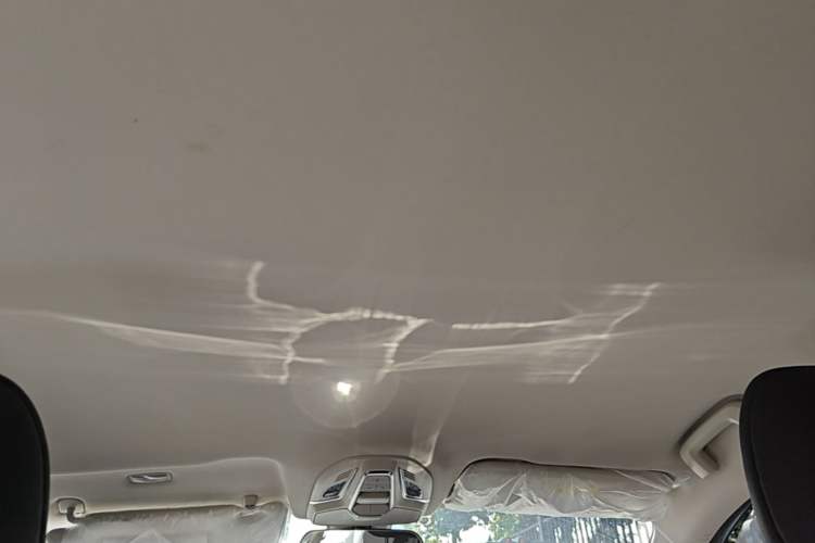 Used Wuling Xingguang 2023 150 Advanced Edition Headliner