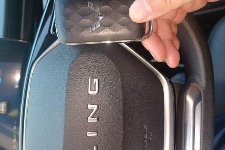 Used Wuling Xingguang 2023 70 Standard Edition Interior 1