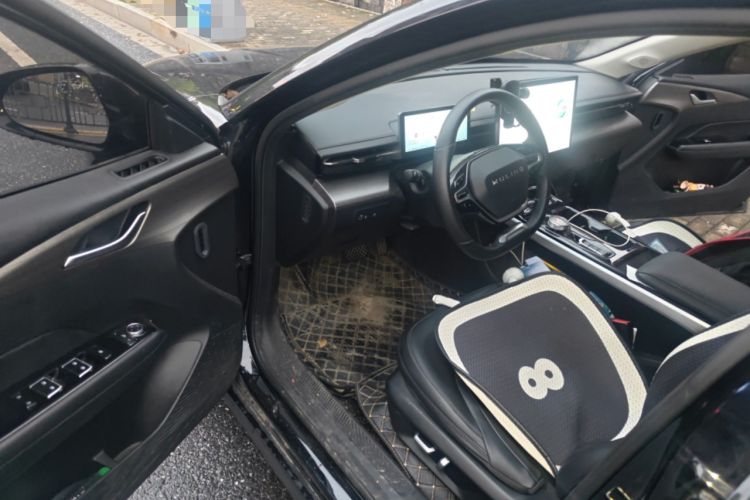 Used Wuling Xingguang 2023 150 Advanced Edition Interior 3