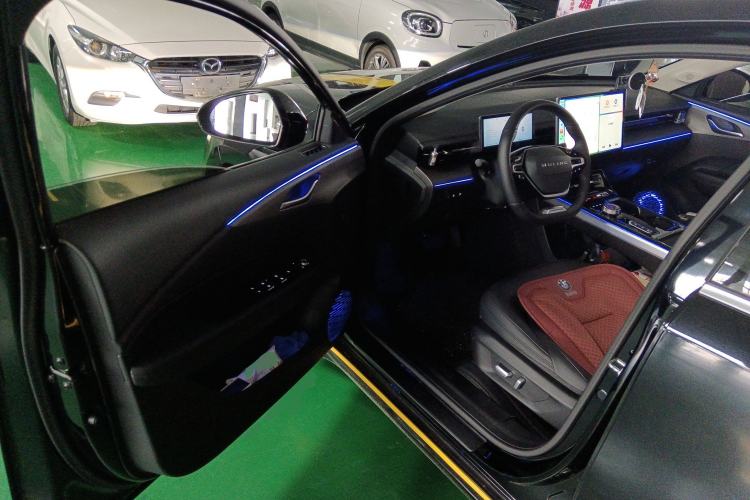 Used Wuling Xingguang 2023 150 Advanced Edition Interior 3