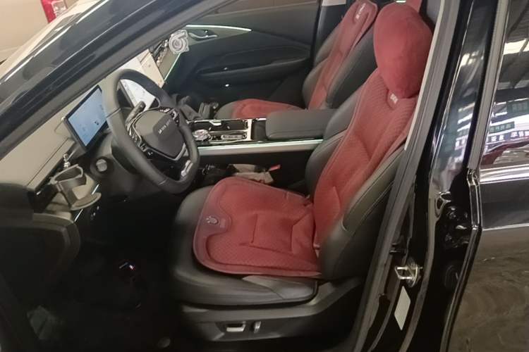 Used Wuling Xingguang 2023 150 Advanced Edition Left Front Seat