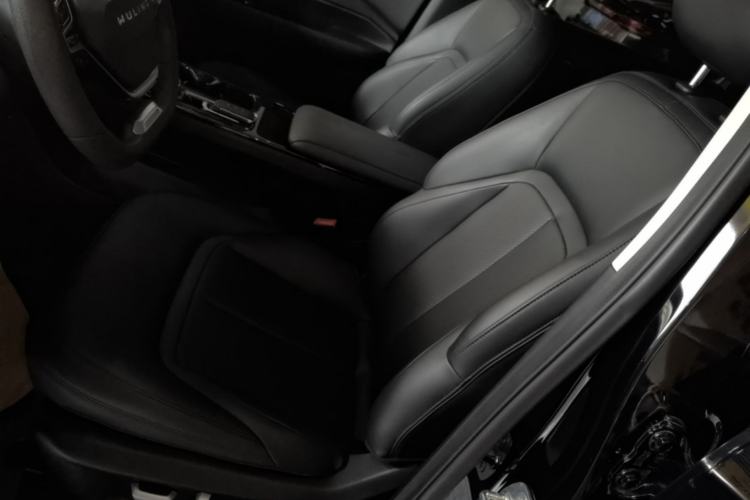 Used Wuling Xingguang 2023 70 Standard Edition Left Front Seat