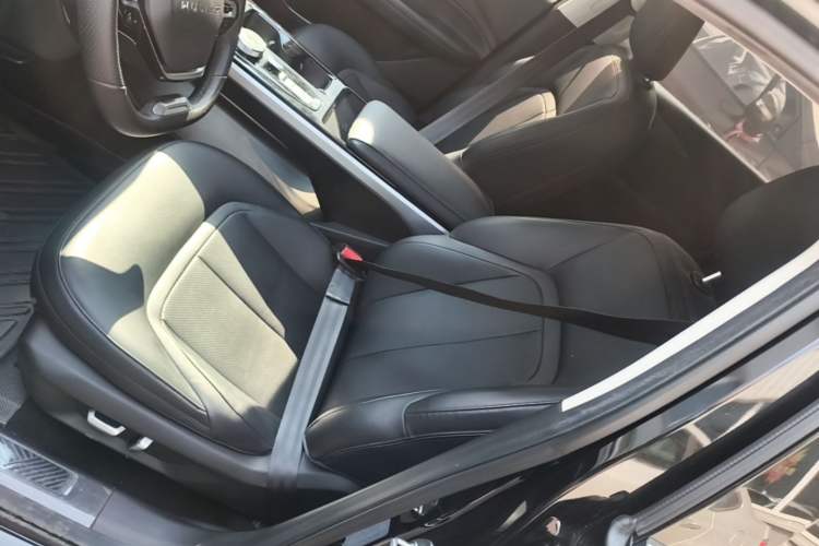 Used Wuling Xingguang 2023 150 Advanced Edition Left Front Seat