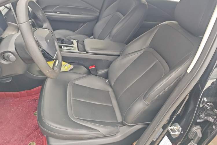 Used Wuling Xingguang 2023 70 Standard Edition Left Front Seat