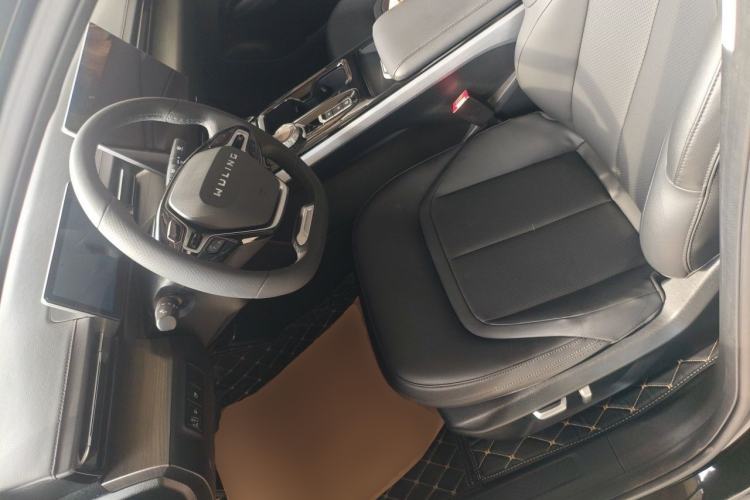 Used Wuling Xingguang 2023 150 Advanced Edition Left Front Seat