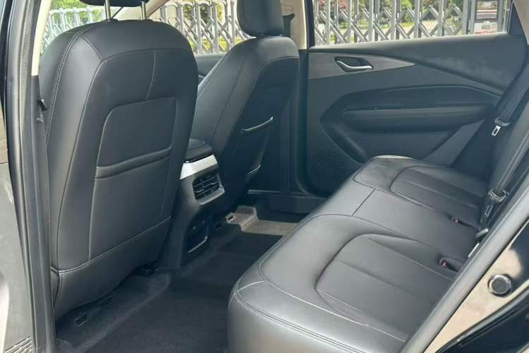 Used Wuling Xingguang 2023 150 Advanced Edition Left Rear Seat