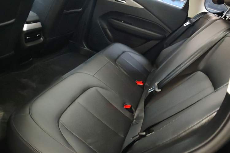 Used Wuling Xingguang 2023 150 Advanced Edition Left Rear Seat