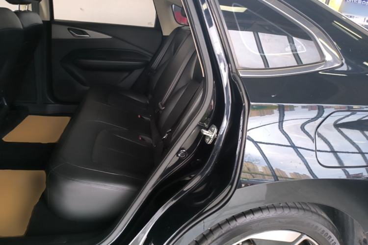 Used Wuling Xingguang 2023 150 Advanced Edition Left Rear Seat