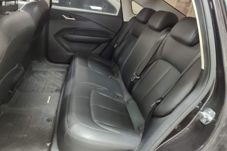 Used Wuling Xingguang 2023 150 Advanced Edition Left Rear Seat