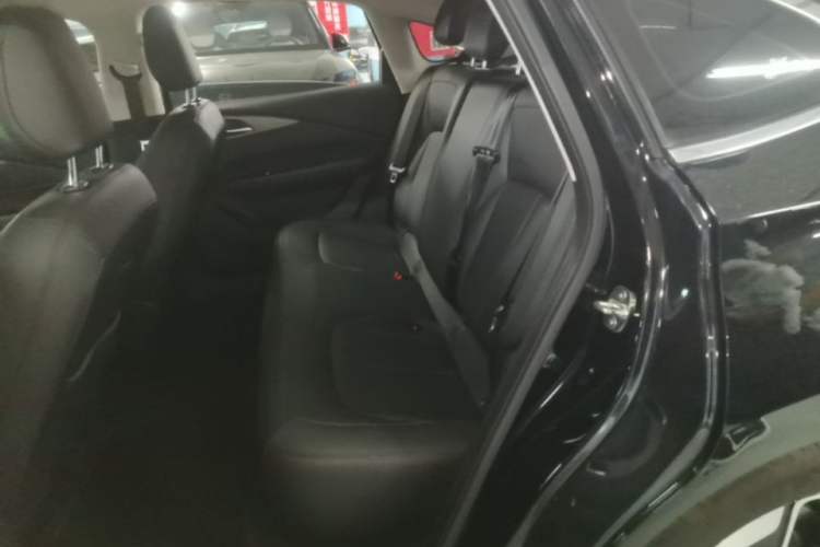 Used Wuling Xingguang 2023 150 Advanced Edition Left Rear Seat
