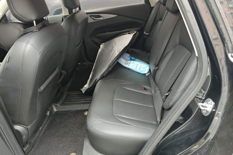 Used Wuling Xingguang 2023 150 Advanced Edition Left Rear Seat