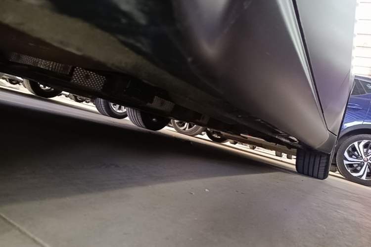 Used Wuling Xingguang 2023 150 Advanced Edition Left Side Sill