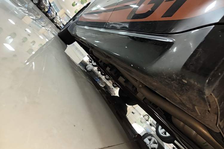 Used Wuling Xingguang 2023 150 Advanced Edition Left Side Sill