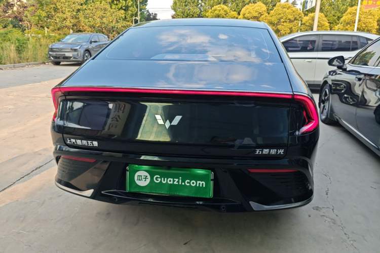 Used Wuling Xingguang 2023 70 Standard Edition Rear