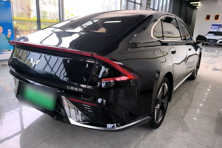 Used Wuling Xingguang 2023 150 Advanced Edition Rear Right 45 Deg