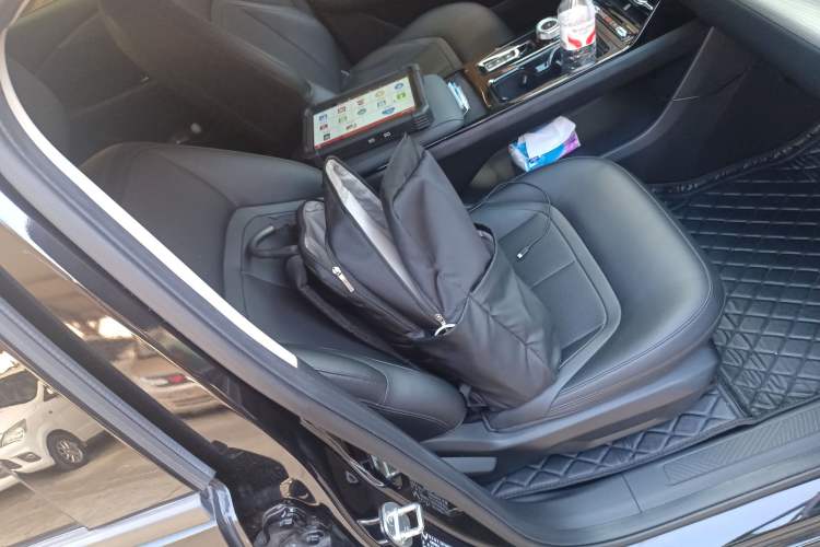 Used Wuling Xingguang 2023 70 Standard Edition Right Front Seat
