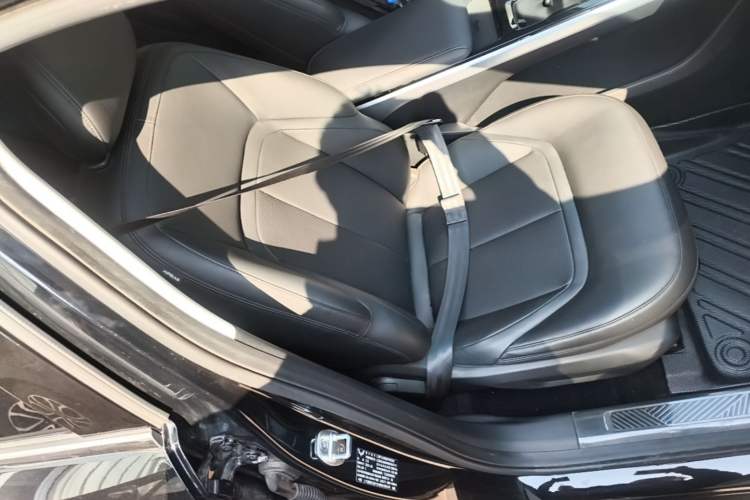Used Wuling Xingguang 2023 150 Advanced Edition Right Front Seat